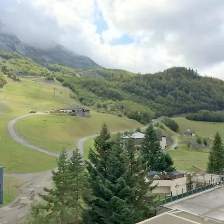 Gourette, 1 Pièce, 6 Personnes - Fr-1-400-42 Gourette